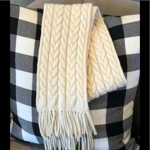 New price! Beautiful Cream Ralph Lauren Wool Scarf